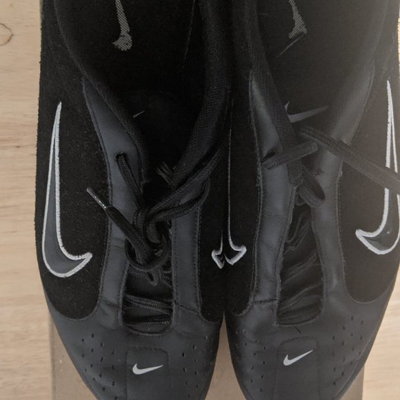 Women’s Nike mid size 7.5 - Picture 4 of 10